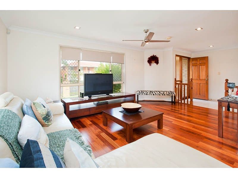 28 Delavan Street, WISHART QLD 4122, Wishart - Thumbnail 2