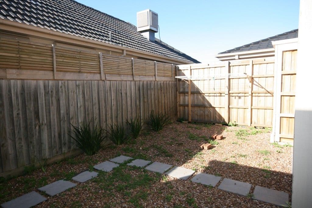 107 Fox Street, ST ALBANS VIC 3021, St Albans - Thumbnail 8