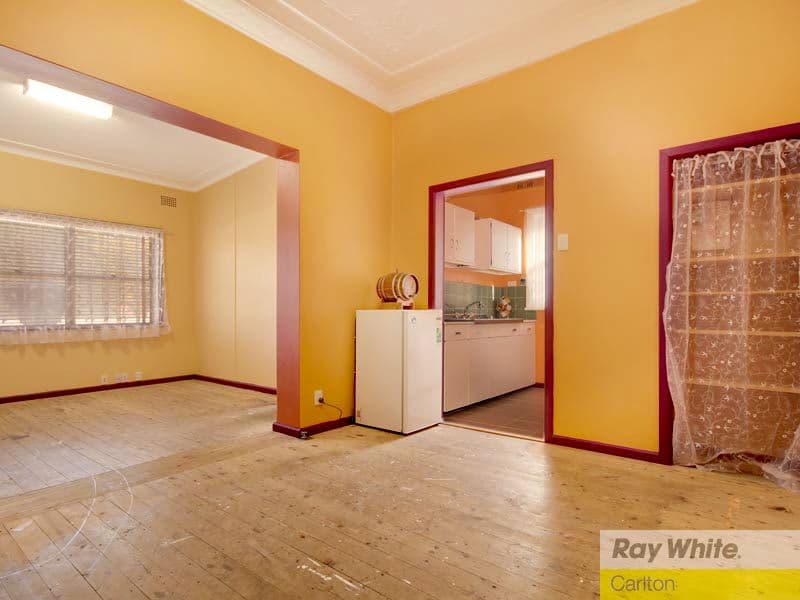 18 Nielsen Avenue, CARLTON NSW 2218, Carlton - Thumbnail 3