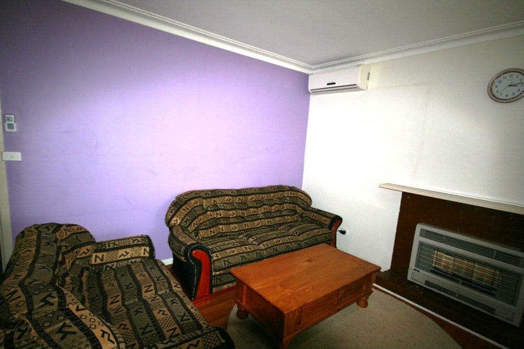 16 Cowper Avenue, ST ALBANS VIC 3021, St Albans - Thumbnail 2