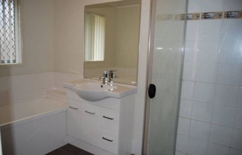 25 Macswiney Street, COLLINGWOOD PARK QLD 4301, Collingwood Park - Thumbnail 5
