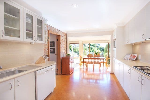 19 Woolrych Crescent, DAVIDSON NSW 2085, Davidson - Thumbnail 5