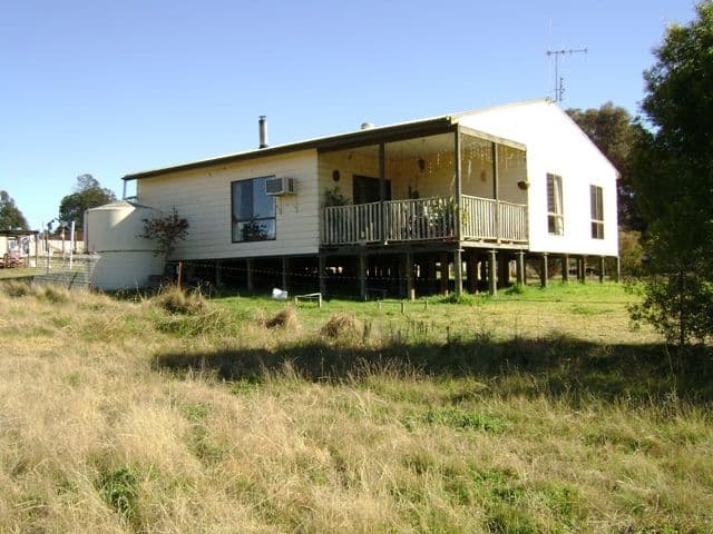 25 Clay Pit Road, COWRA NSW 2794, Cowra - Image 1