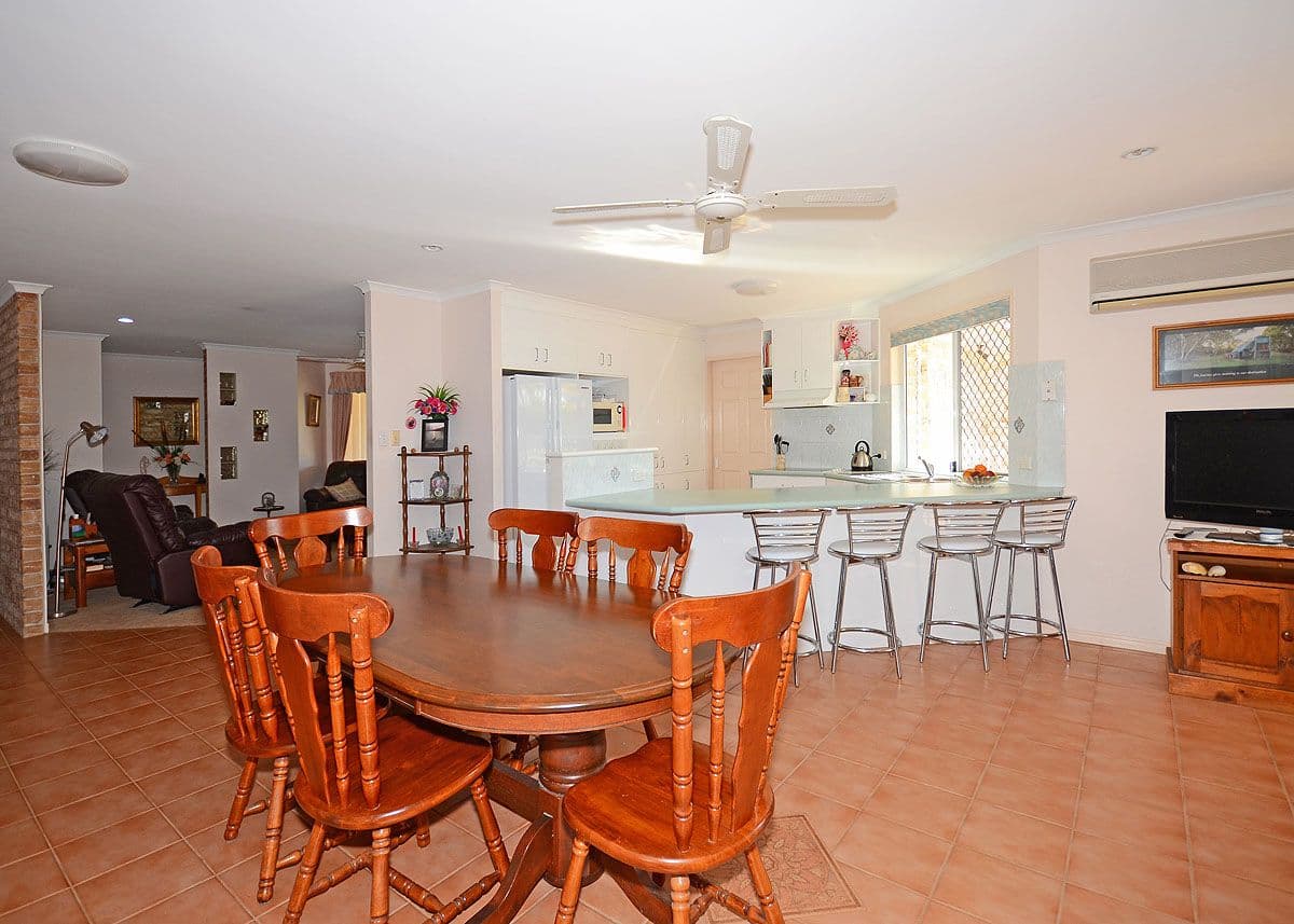 1 Brampton Court, KAWUNGAN QLD 4655, Kawungan - Thumbnail 7