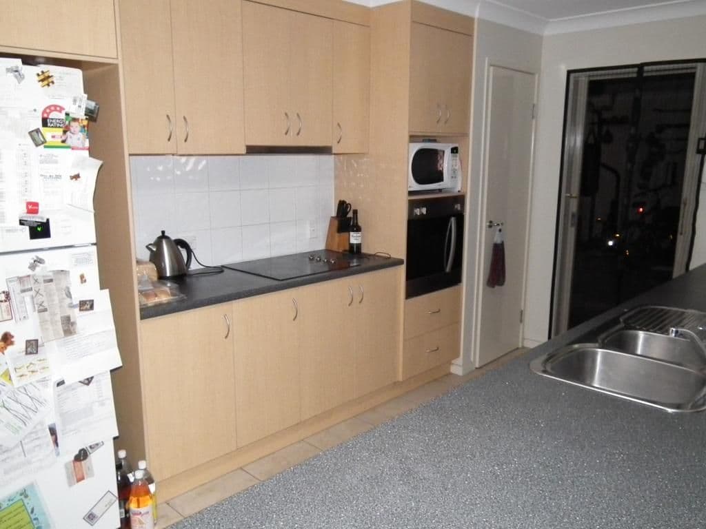 24 Cathryn Close, OAKHURST QLD 4650, Oakhurst - Thumbnail 7