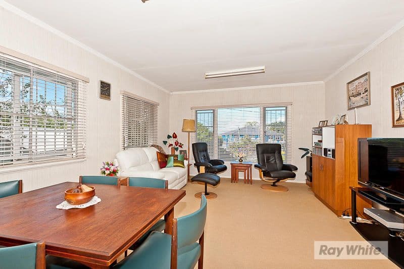 18 Kennedy Street, BRIGHTON QLD 4017, Brighton - Thumbnail 3