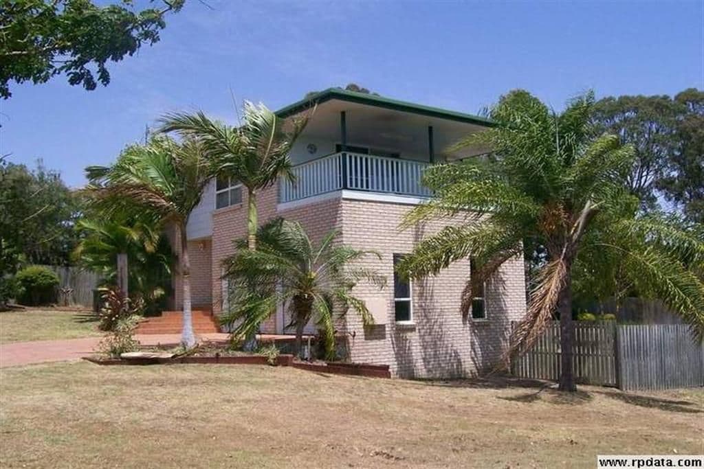 18 Faye Avenue, SCARNESS QLD 4655, Scarness - Thumbnail 6