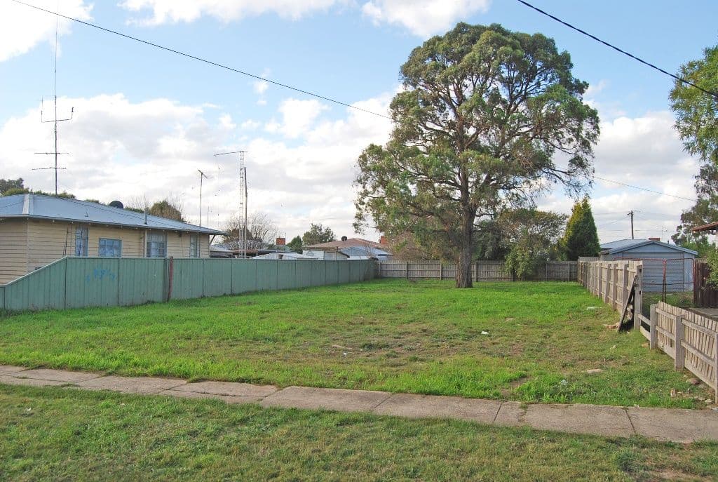 60 Wattle Avenue, WENDOUREE  Victoria  3355, Australia, Wendouree - Image 1