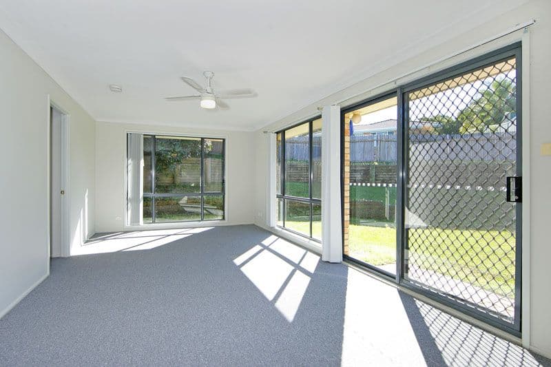22 Timbara Crescent, BLUE HAVEN NSW 2262, Blue Haven - Thumbnail 2