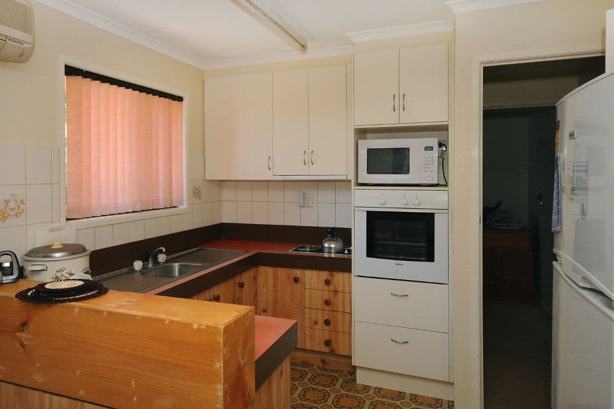 3 Marigold Street, Centenary Heights QLD 4350, Centenary Heights - Thumbnail 4