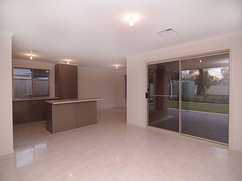 15 Gulfview Road, BLACKWOOD SA 5051, Blackwood - Thumbnail 8
