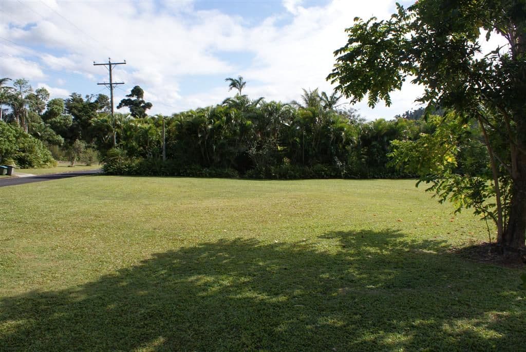 Lot 4 Pioneer Street, BINGIL BAY QLD 4852, Bingil Bay - Thumbnail 8