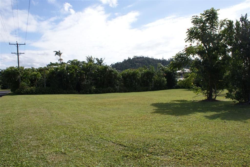 Lot 4 Pioneer Street, BINGIL BAY QLD 4852, Bingil Bay - Thumbnail 7