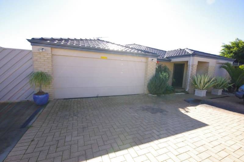 8 Syme Road, ALEXANDER HEIGHTS WA 6064, Alexander Heights - Image 1