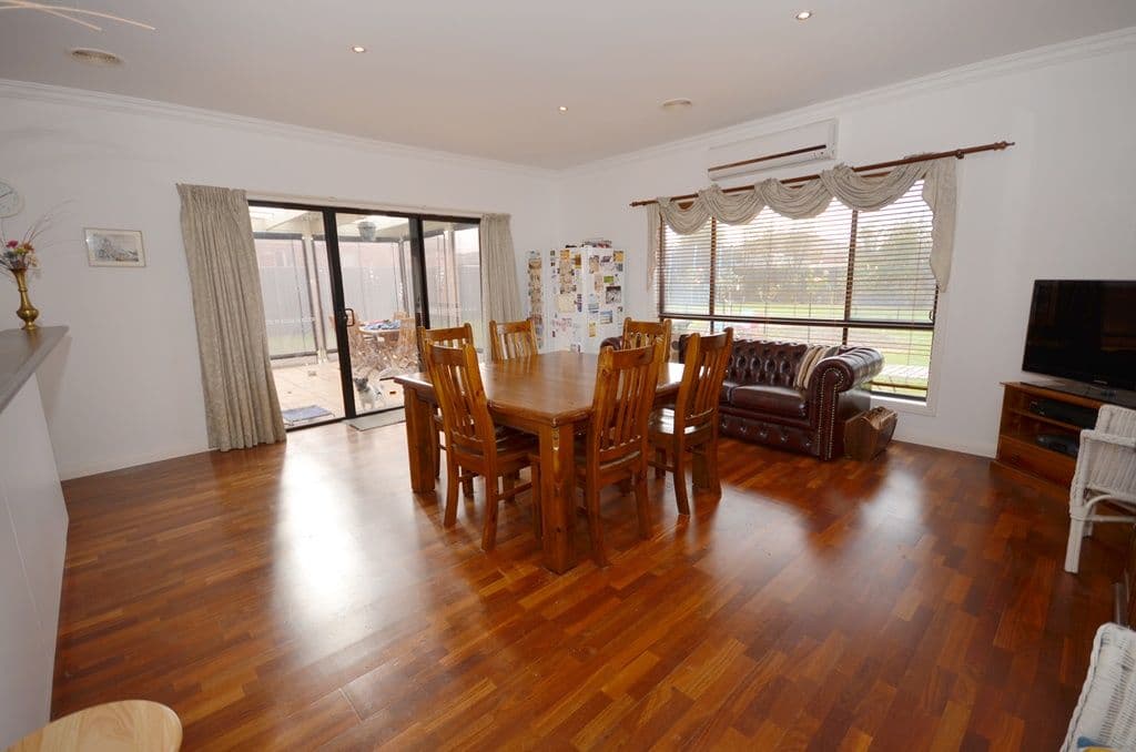 59 Dyson Drive, ALFREDTON VIC 3350, Alfredton - Thumbnail 8