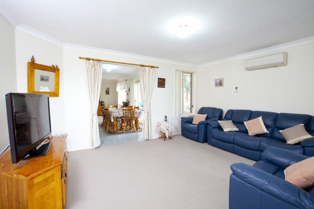 22 Nursery Grove, MOUNT HUTTON NSW 2290, Mount Hutton - Thumbnail 2