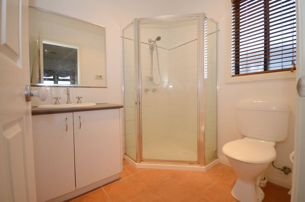 59 Dyson Drive, ALFREDTON VIC 3350, Alfredton - Thumbnail 4