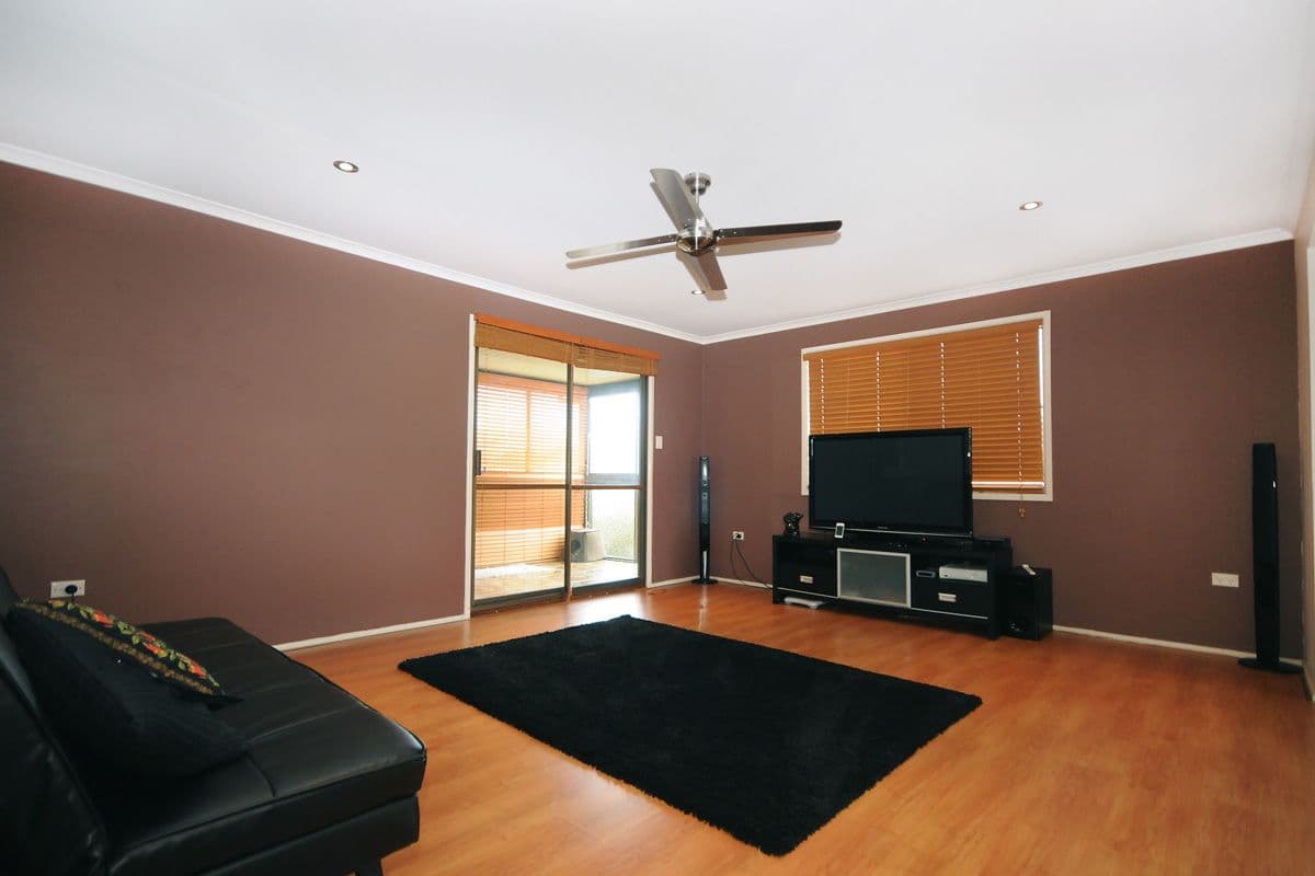 20 Orchid Street, CENTENARY HEIGHTS QLD 4350, Centenary Heights - Thumbnail 2