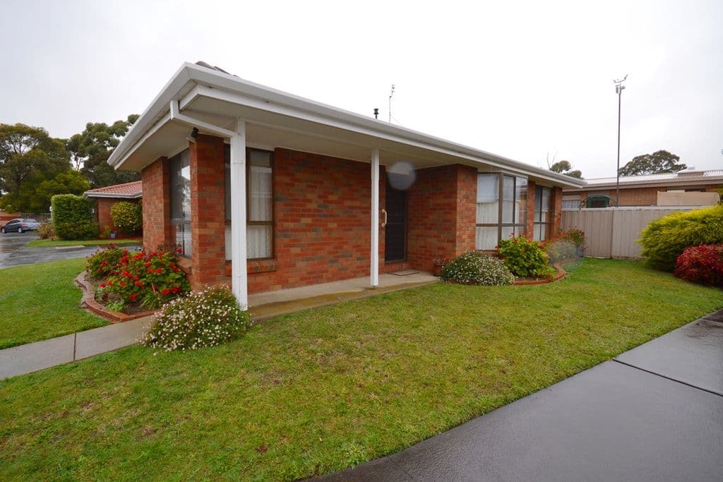 7/25 Dare Street, WENDOUREE  Victoria  3355, Australia, Wendouree - Image 1