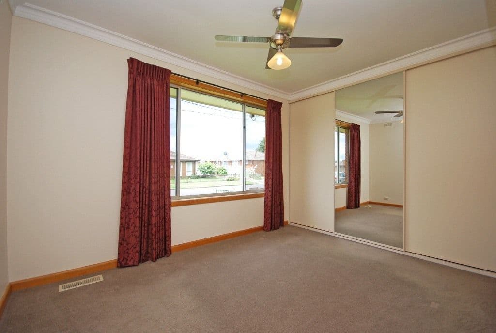 63 Hastings Street, WENDOUREE VIC 3355, Wendouree - Thumbnail 8