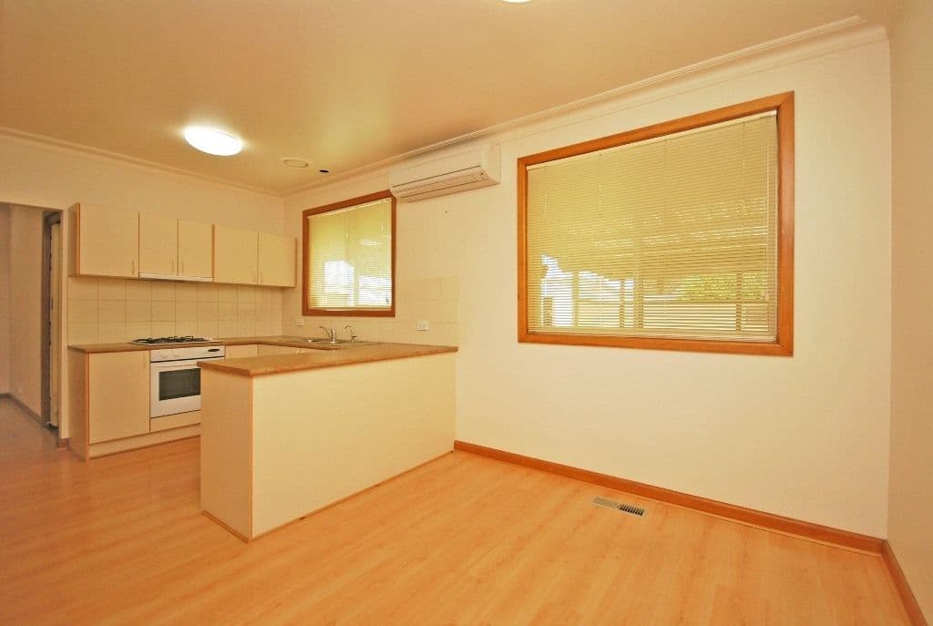 63 Hastings Street, WENDOUREE VIC 3355, Wendouree - Thumbnail 6