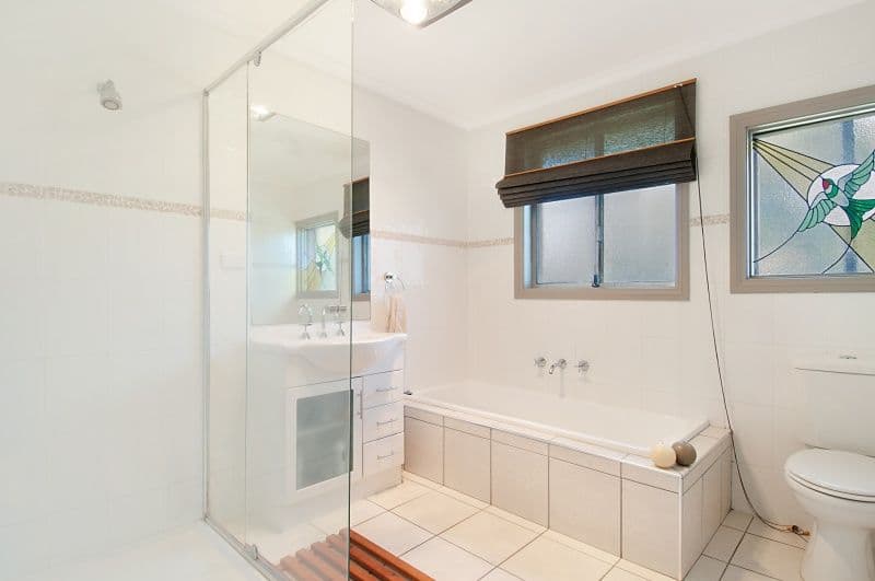 8 Falconer Court, MORNINGTON VIC 3931, Mornington - Thumbnail 7