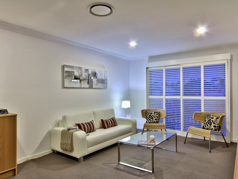 91 Morehead Avenue, NORMAN PARK QLD 4170, Norman Park - Thumbnail 4
