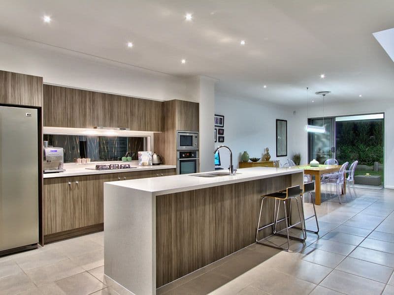 91 Morehead Avenue, NORMAN PARK QLD 4170, Norman Park - Thumbnail 3