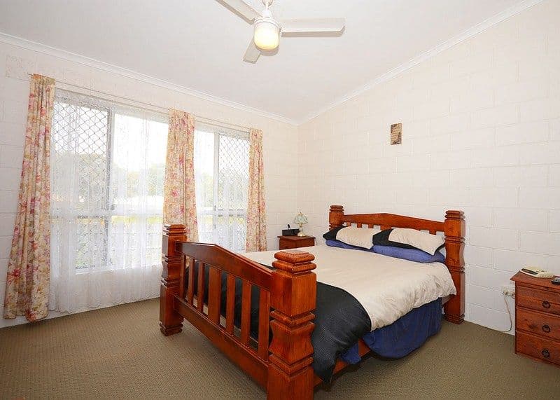 112 Hammond Street, URANGAN QLD 4655, Urangan - Thumbnail 5
