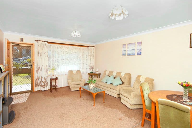 15 Montah Avenue, BERKELEY VALE NSW 2261, Berkeley Vale - Thumbnail 4