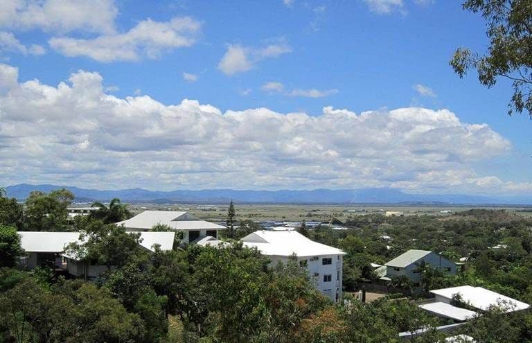 17 Chandon Place, CASTLE HILL QLD 4810, Castle Hill - Thumbnail 4