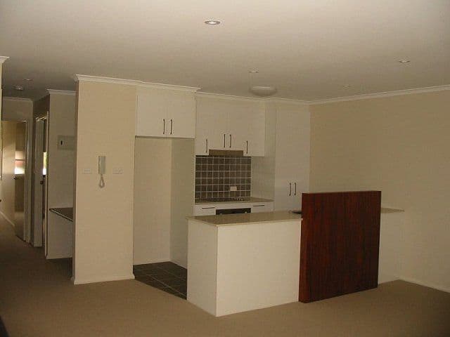 19/108 Athllon Drive, GREENWAY ACT 2900, Greenway - Thumbnail 2