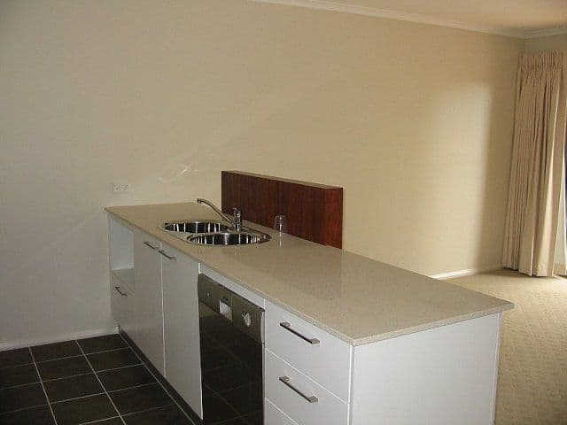 19/108 Athllon Drive, GREENWAY ACT 2900, Greenway - Thumbnail 3
