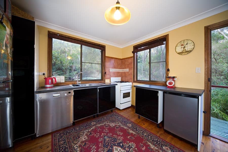 8 Minyago Street, BLACKHEATH NSW 2785, Blackheath - Thumbnail 2