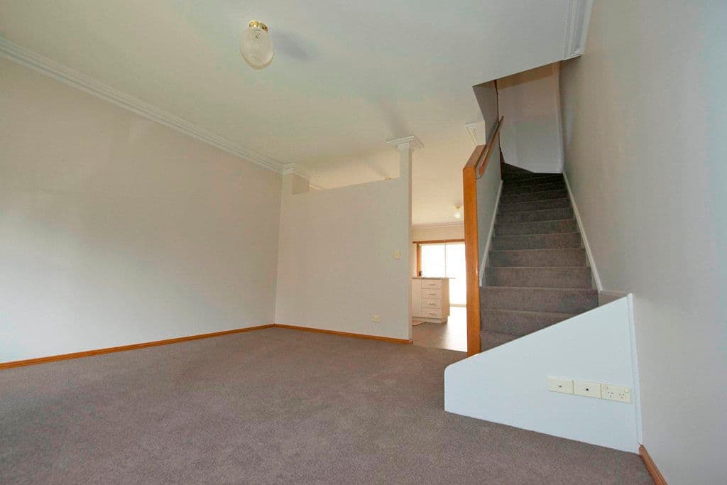 21 High Street, LAKE WENDOUREE  Victoria  3350, Australia, Lake Wendouree - Thumbnail 3