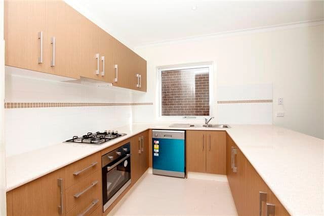 4 Jarrah Place, CRAIGIEBURN VIC 3064, Craigieburn - Thumbnail 2
