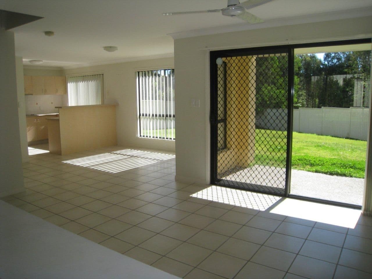 46 Tanzen Drive, ARUNDEL QLD 4214, Arundel - Thumbnail 8