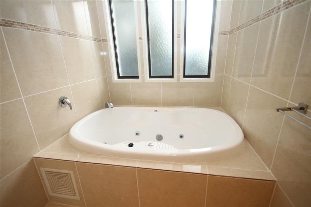 4 Colonial Court, COOROY QLD 4563, Cooroy - Thumbnail 4