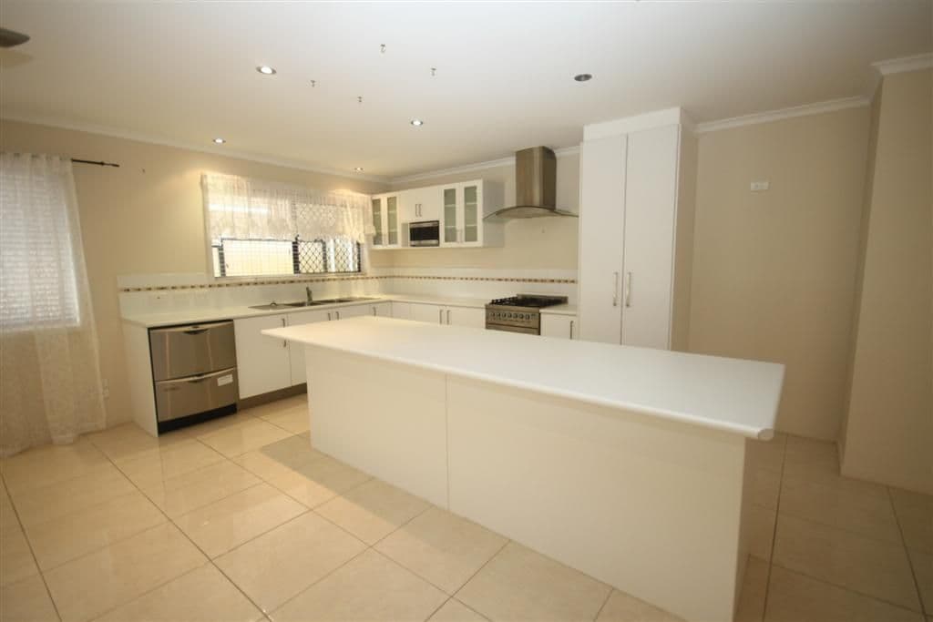 4 Colonial Court, COOROY QLD 4563, Cooroy - Thumbnail 2