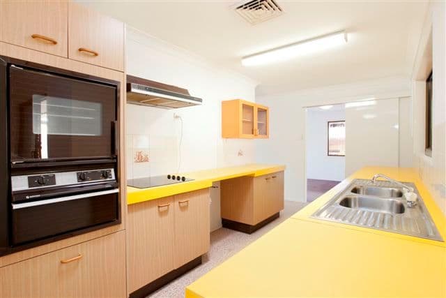 83 Radford Road, MANLY QLD 4179, Manly West - Thumbnail 4