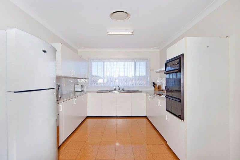 6 Rays Road, BATEAU BAY NSW 2261, Bateau Bay - Thumbnail 2