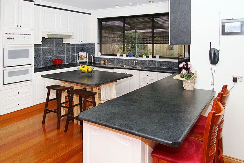 3 Metropolitan Avenue, CRAIGIEBURN VIC 3064, Craigieburn - Thumbnail 2