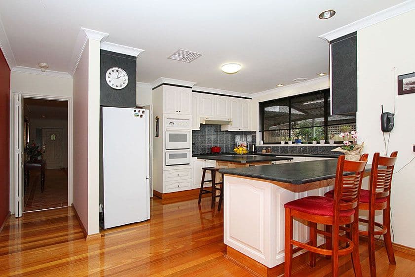 3 Metropolitan Avenue, CRAIGIEBURN VIC 3064, Craigieburn - Thumbnail 3