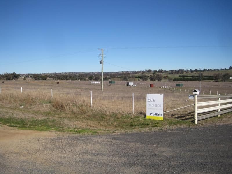927 Henry Lawson Way, YOUNG NSW 2594, Young - Image 1