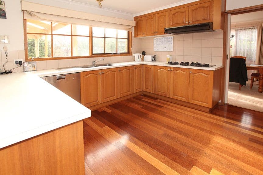 9 Sheraton Close, BURWOOD EAST VIC 3151, Burwood East - Thumbnail 2