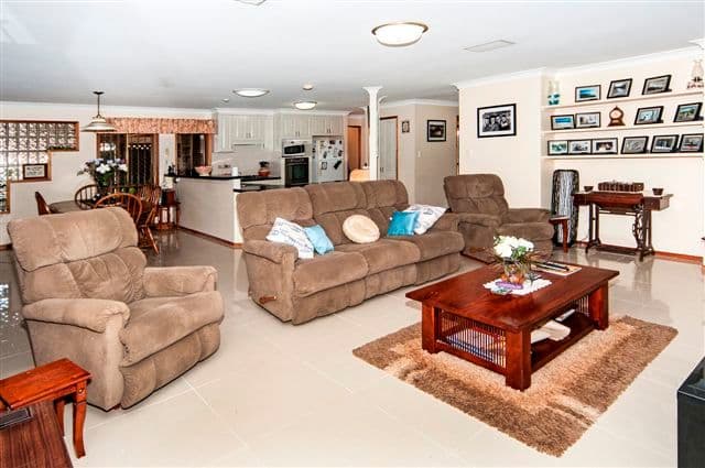 19 Falconer Court, RANGEVILLE QLD 4350, Rangeville - Thumbnail 4