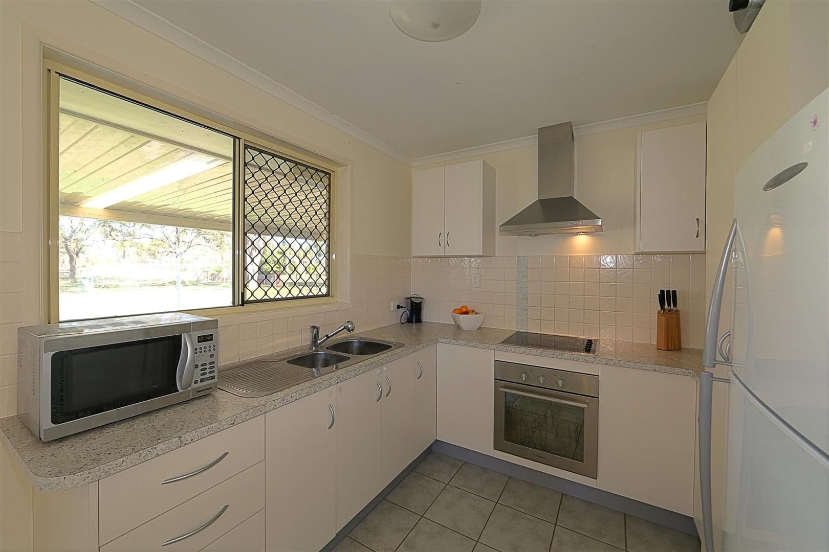 17 Park Estate Drive, BRANYAN QLD 4670, Branyan - Thumbnail 2