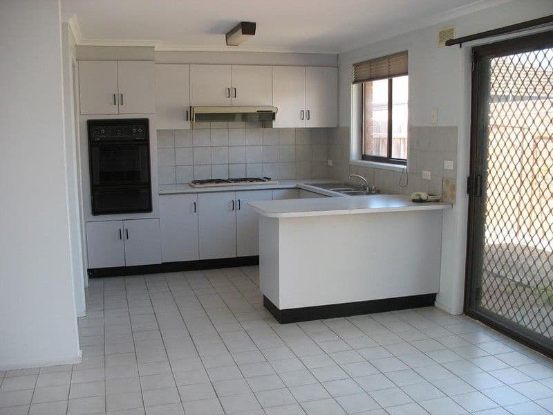 9/99-101 Mickleham Road, TULLAMARINE VIC 3043, Tullamarine - Thumbnail 2