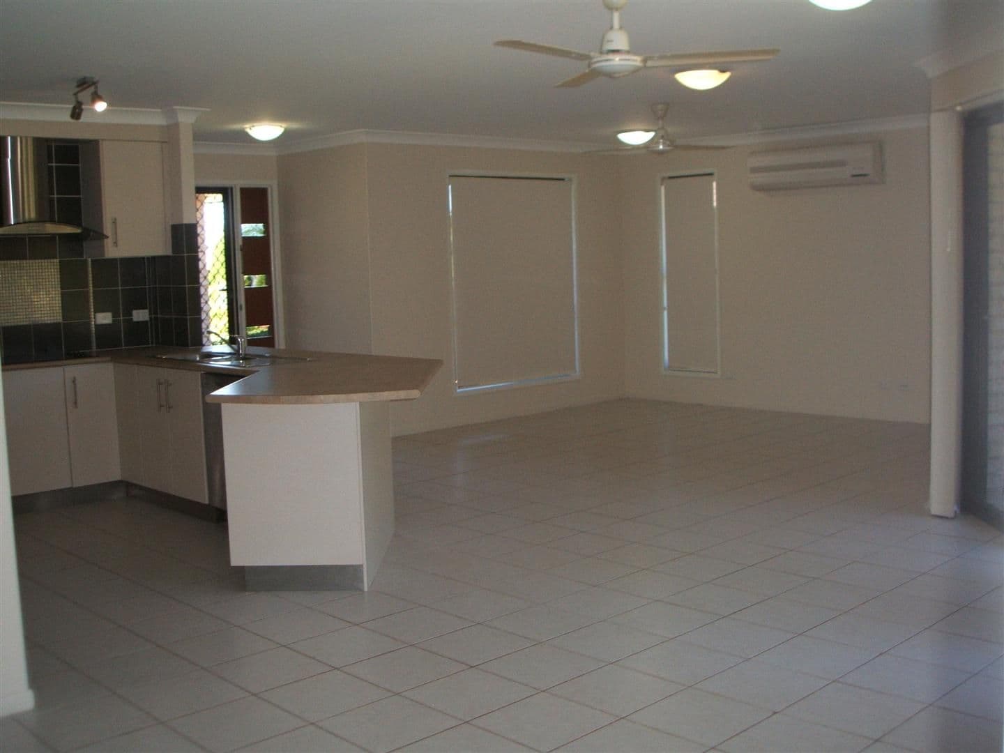 40 Buxton Drive, GRACEMERE QLD 4702, Gracemere - Thumbnail 7