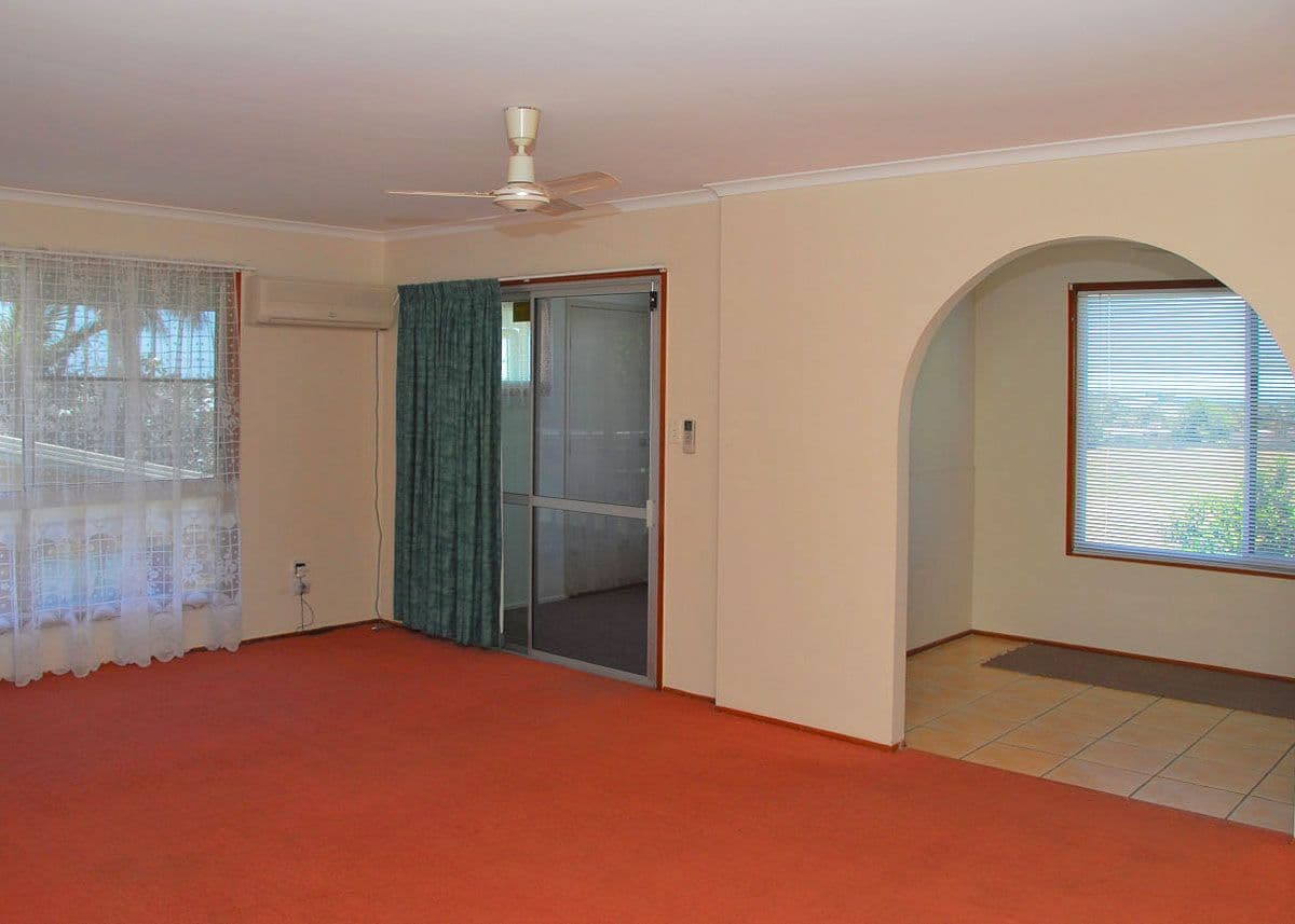 215 Boat Harbour Drive, PIALBA QLD 4655, Pialba - Thumbnail 3